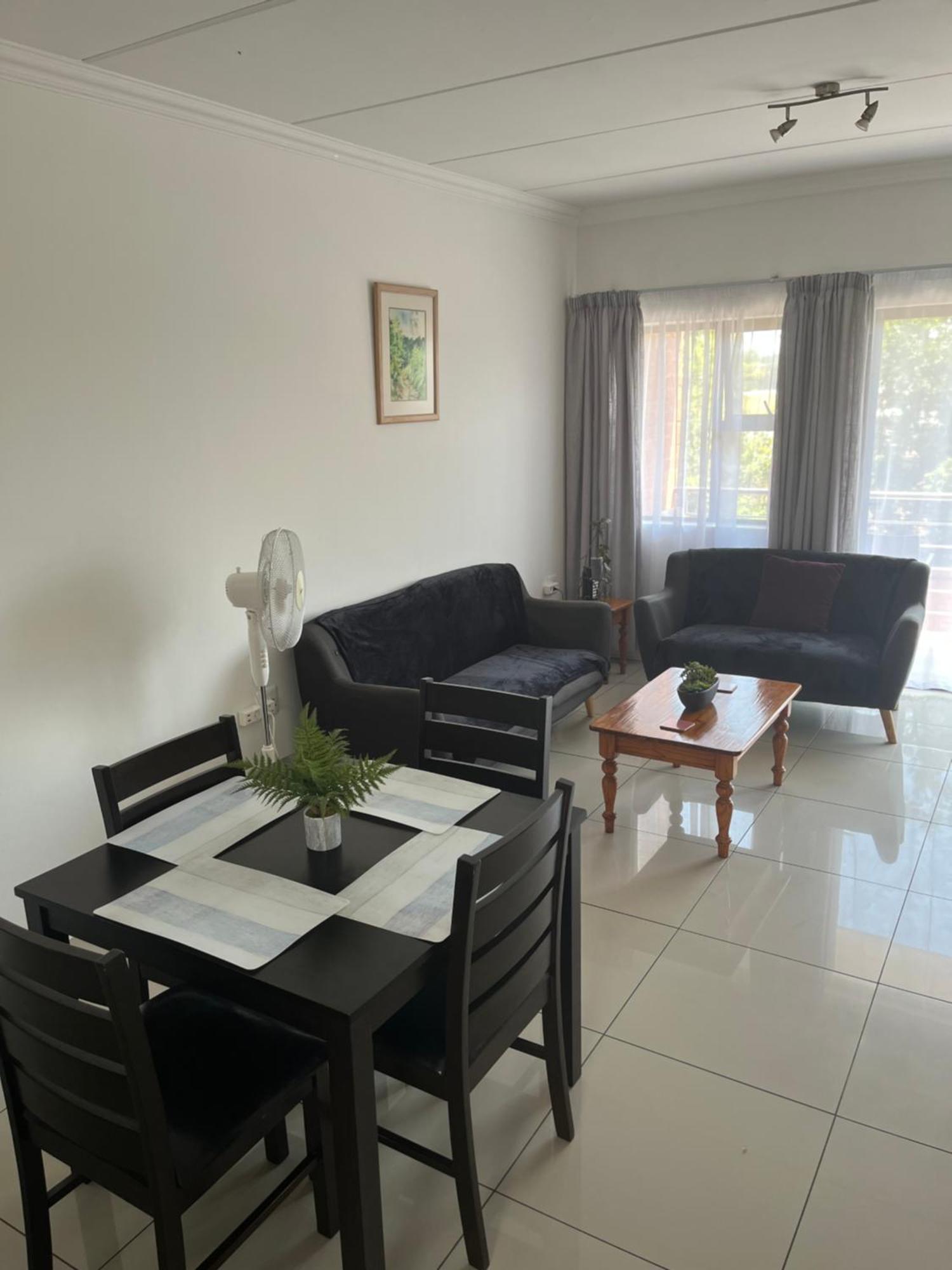 Or Tambo Self Catering Apartments, The Willows Boksburg Eksteriør bilde